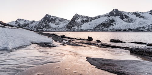 Бесплатное стоковое фото с гора, море, норвегия