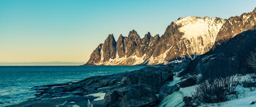 Бесплатное стоковое фото с гора, море, норвегия