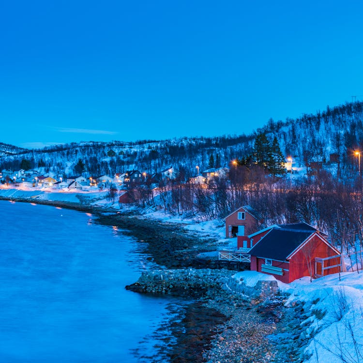 Kostenloses Stock Foto zu arktischer winter, arktisches meer, blau-stunde