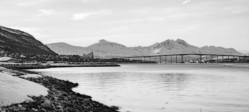 Δωρεάν στοκ φωτογραφιών με cathedrale, tromso, βουνό