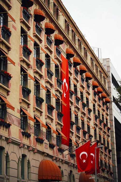 Ilmainen kuvapankkikuva tunnisteilla isänmaallisuus, Istanbul, julkisivu