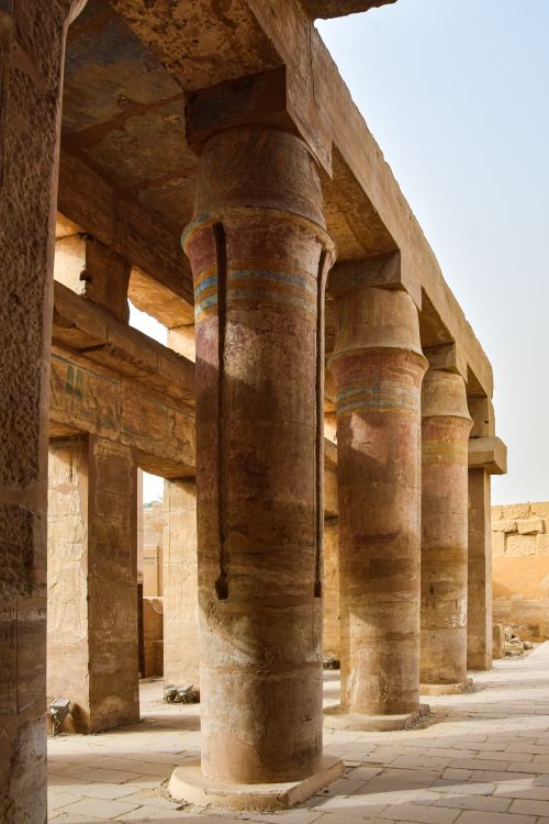 Free Explore the grandeur of ancient Egyptian architecture with this historic colonnade. Stock Photo