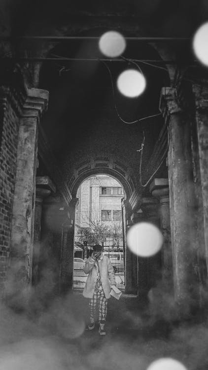 Bicicletas junto a un canal de Ámsterdam