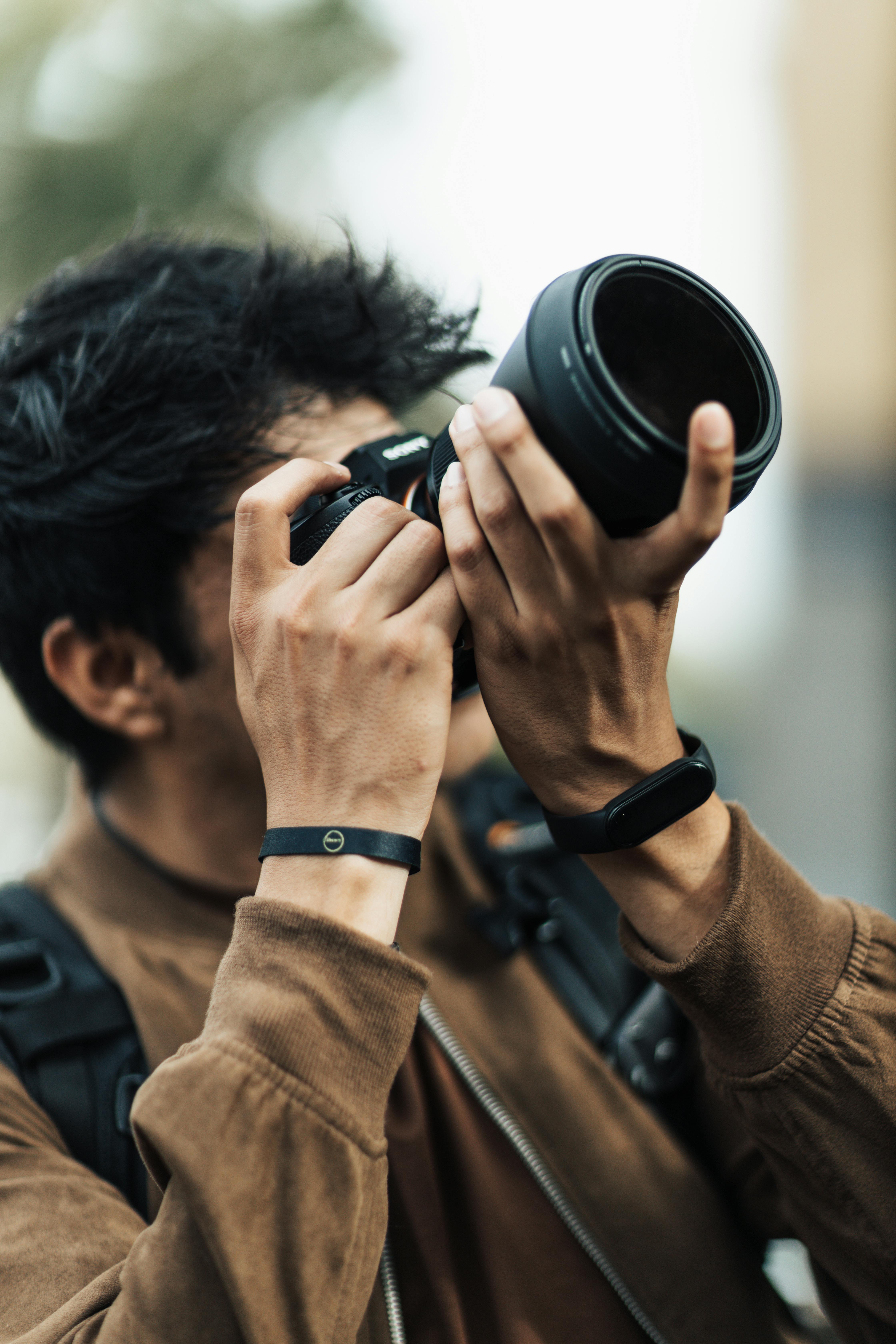 Ücretsiz açık ateş, anları yakalamak, arka plan bulanık içeren Ücretsiz stok fotoğraf Stok Fotoğraflar