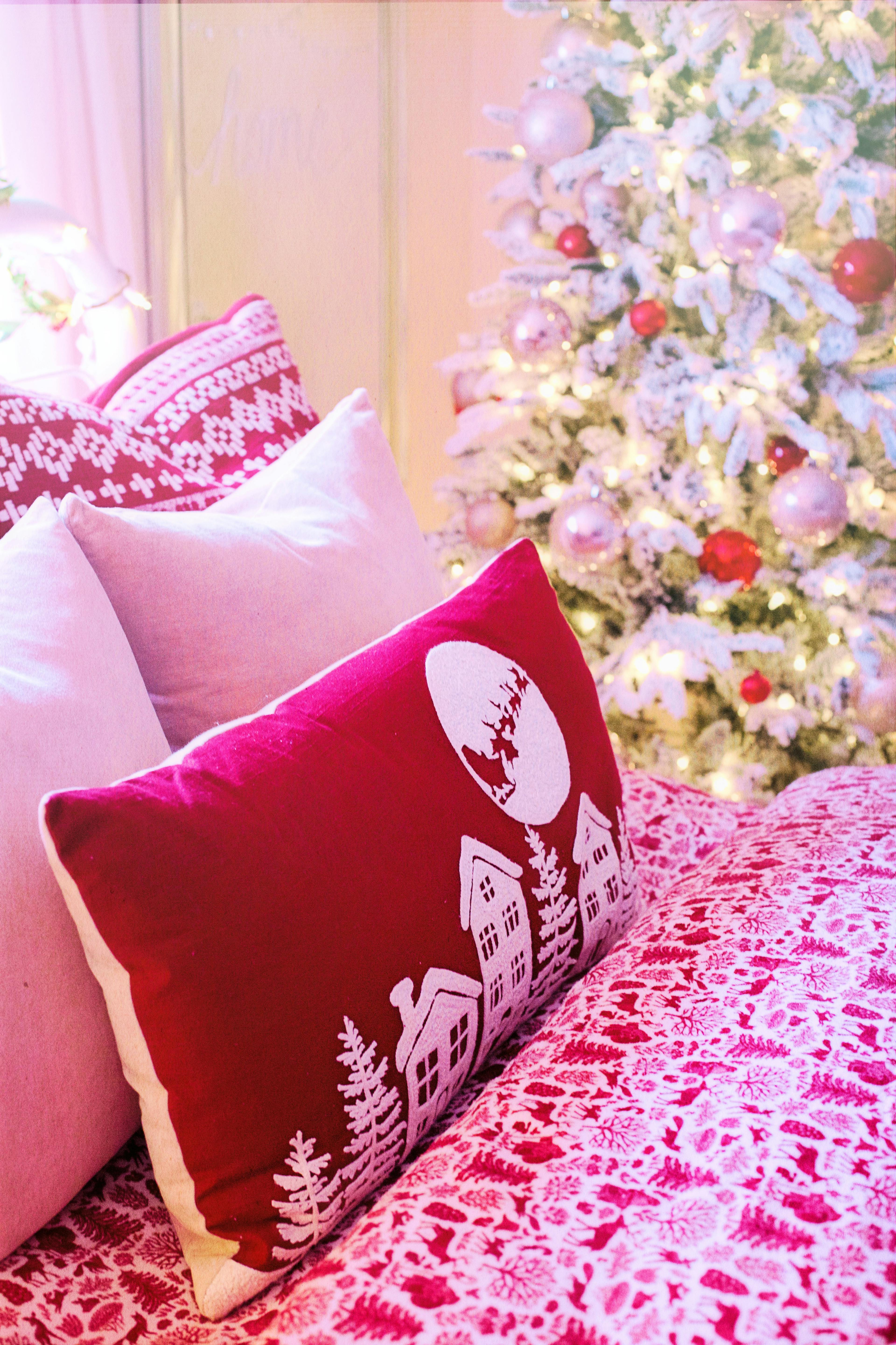 Christmas pillows for bed hotsell