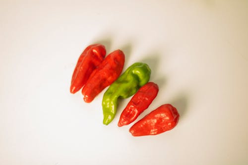 Бесплатное стоковое фото с кайенский перец, красный, овощ