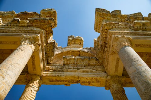 고대의, 기둥, 로우앵글 샷의 무료 스톡 사진
