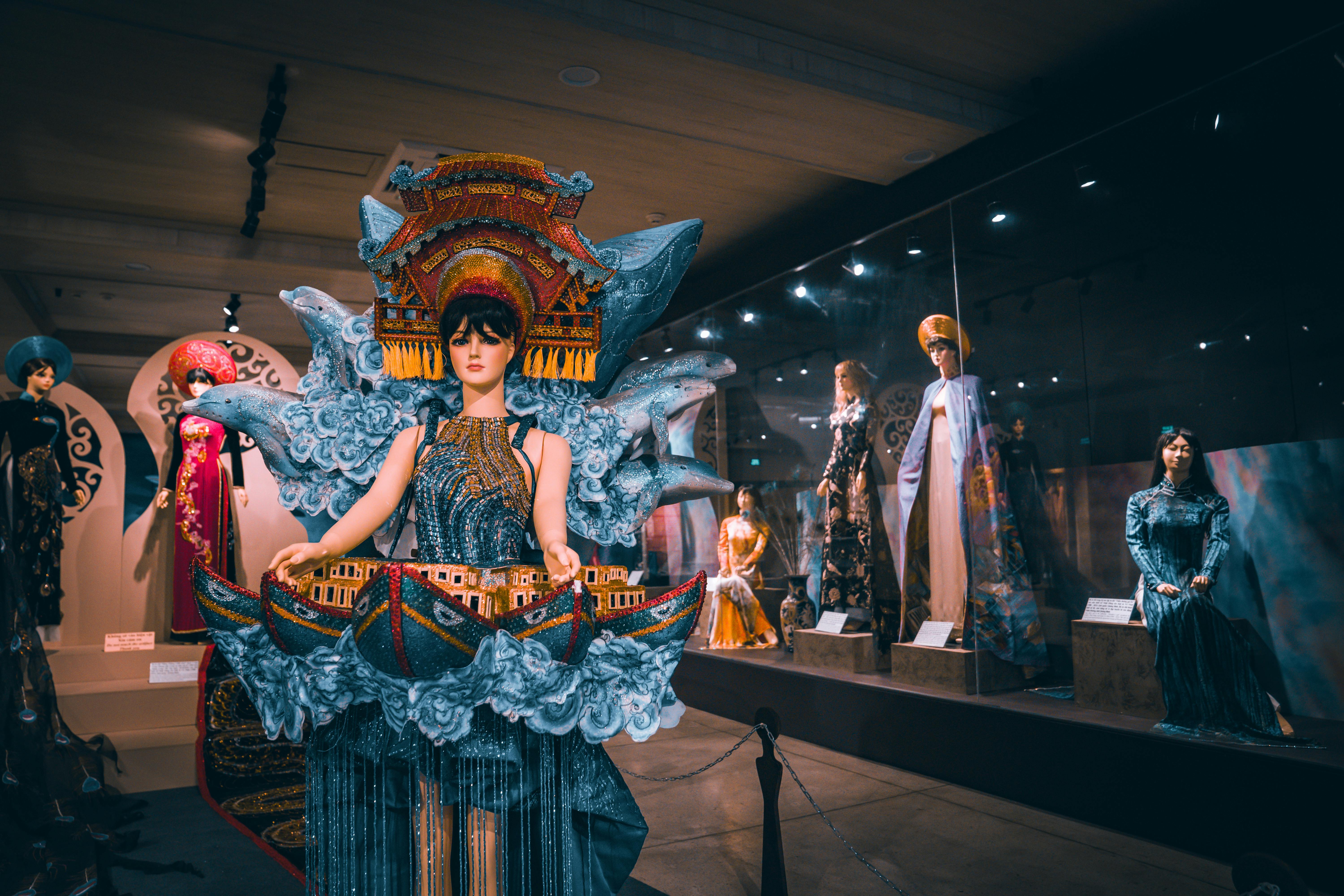 Avant Garde Fashion Shows That Leave Everyone in Awe