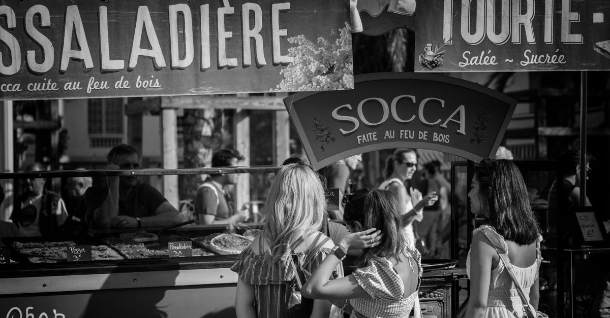 food story: France - Market Mornings, Bread, and Cheese in Provence