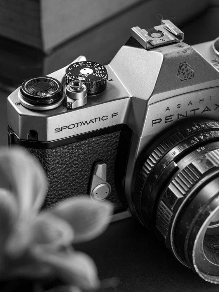 Retro Pentax Spotmatic Camera