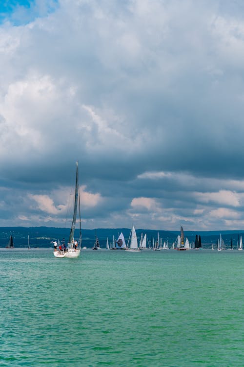 ヨット, 垂直ショット, 夏の無料の写真素材