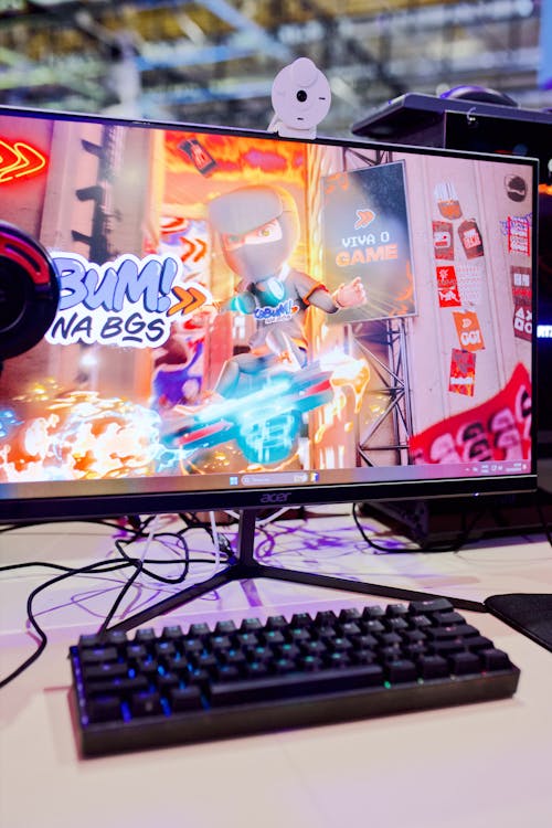 Free A Computer Displaying a Game  Stock Photo