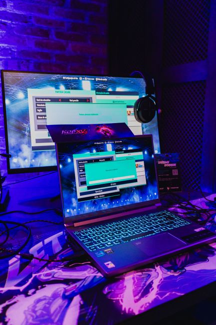 D. Jalur Emulasi: Pintu Gerbang Tidak Resmi ke Dunia Kratos di PC D. Jalur Emulasi: Pintu Gerbang Tidak Resmi ke Dunia Kratos di PC
