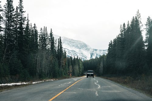 The road through the great Canadian rockies