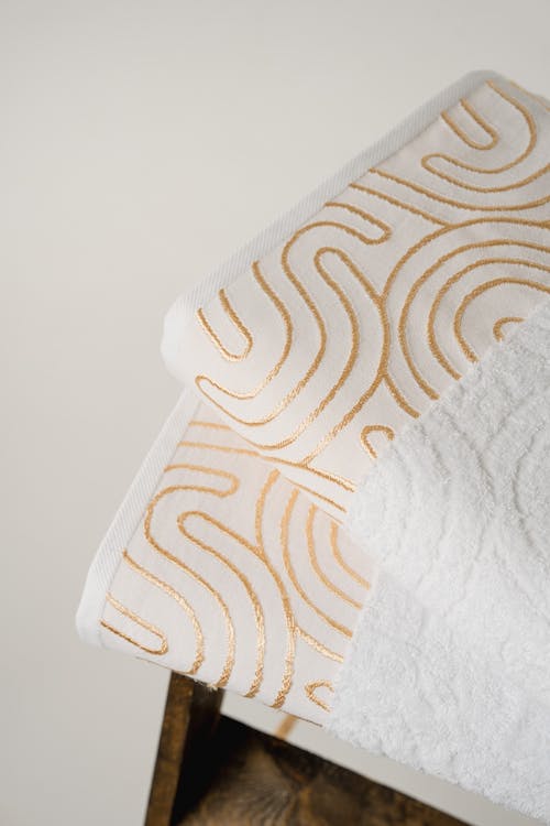 Towels with Geometric Patterns