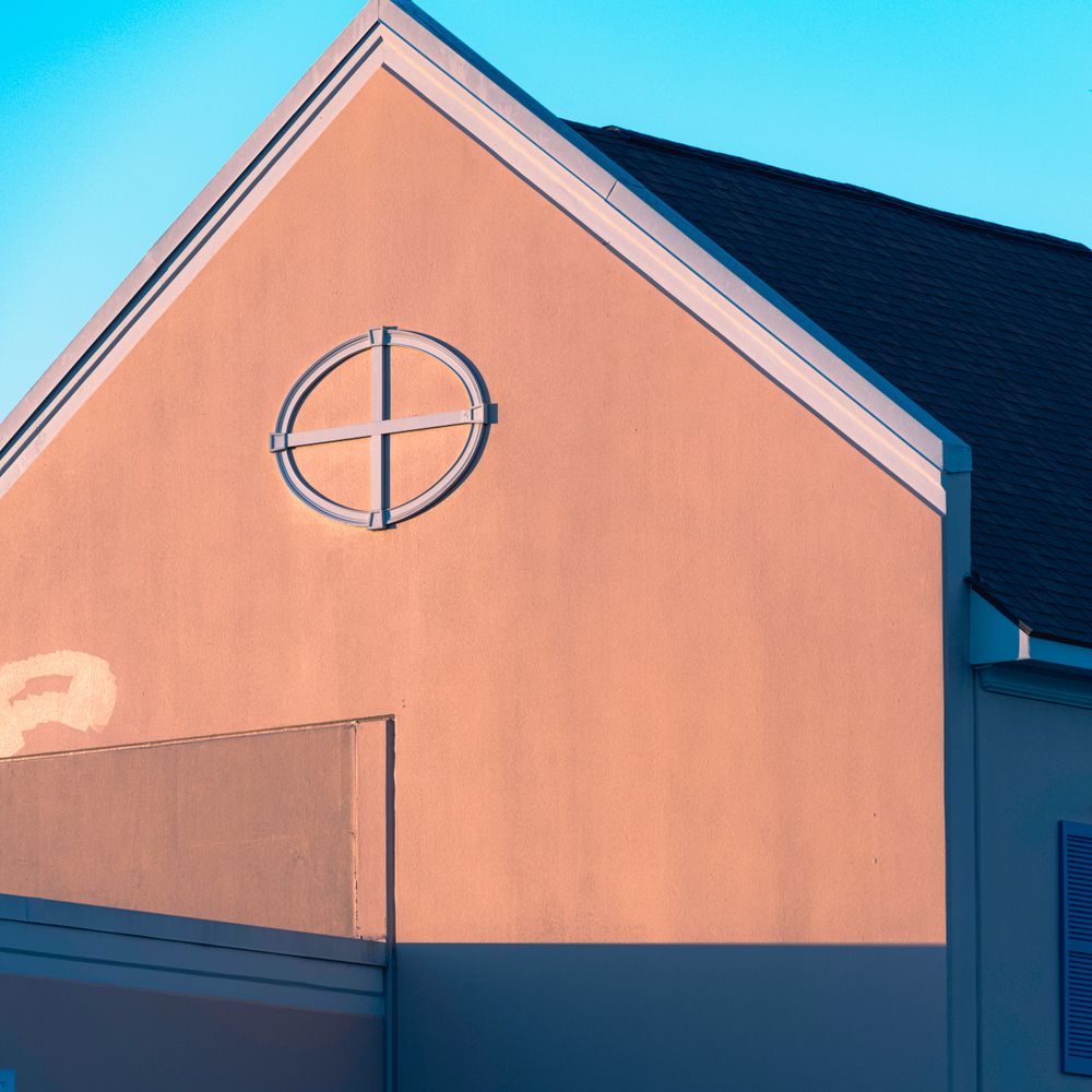 House Painting in South Hornchurch — clean edges cut in around trim and sockets