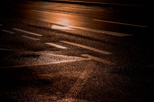 Free stock photo of light reflections, night, road