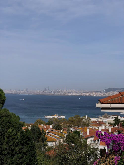 Harbor in Istanbul 