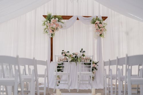 Foto d'estoc gratuïta de altar, blanc, boda