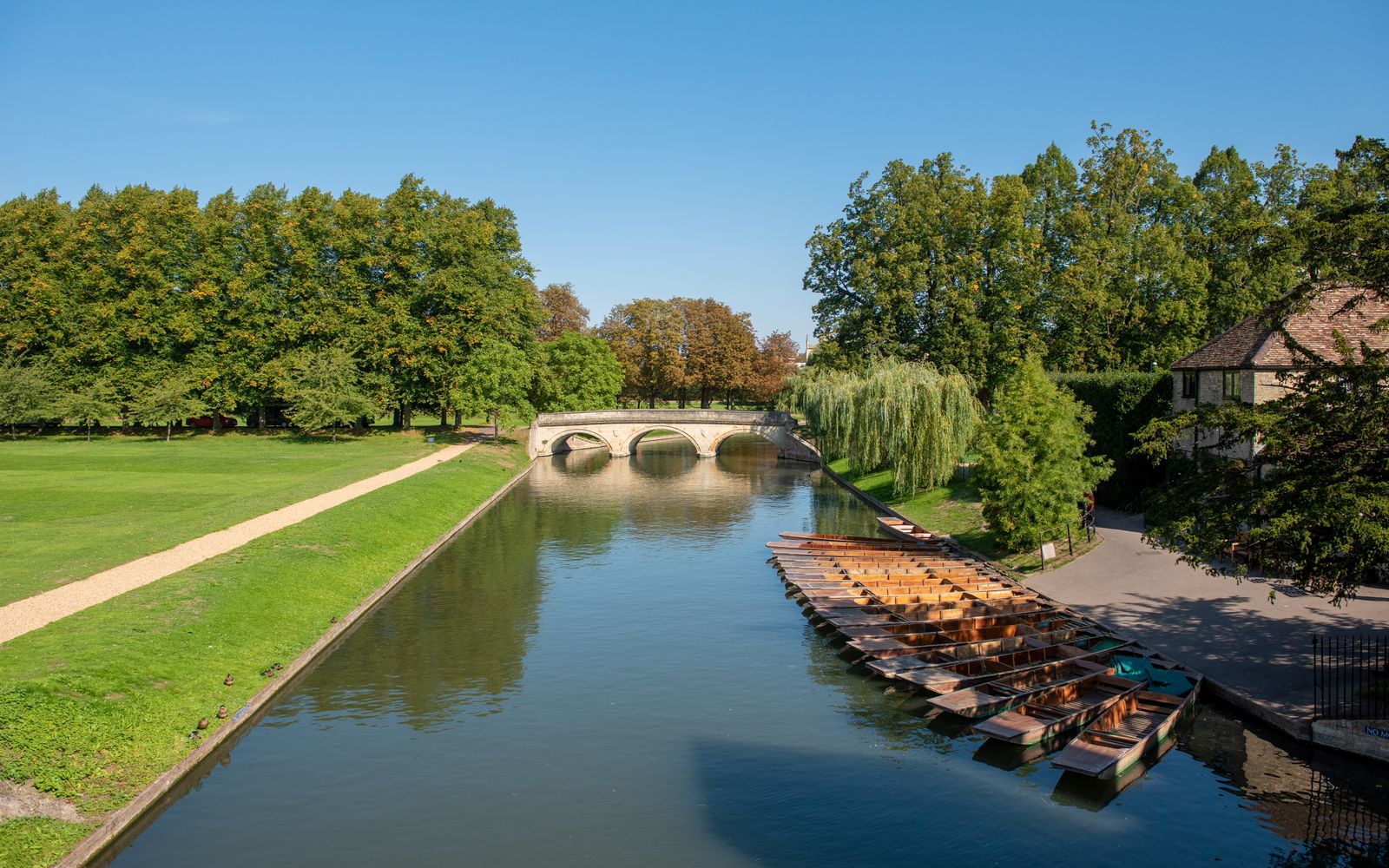 Chauffeur service in Cambridge