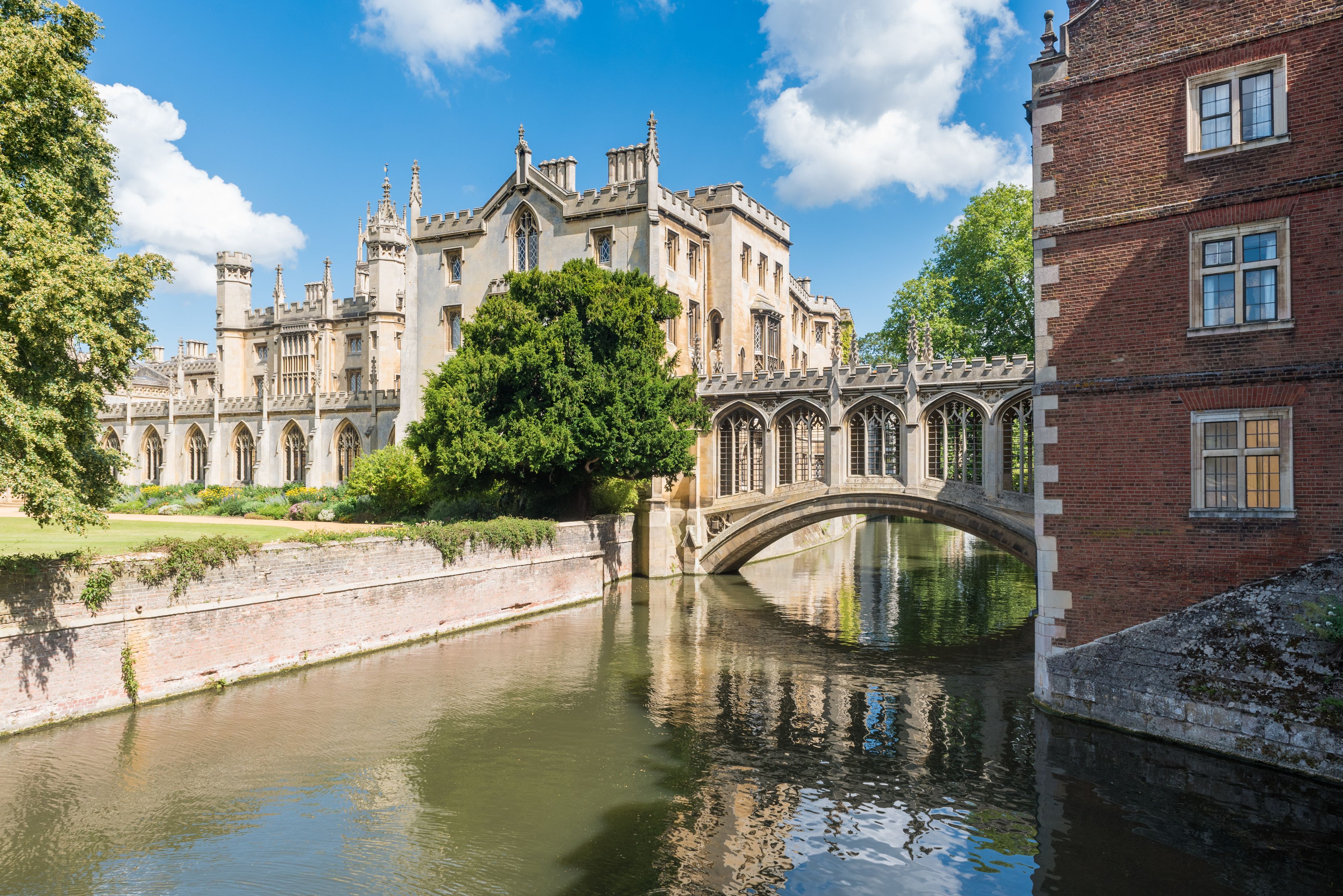London to Cambridge by Chauffeur — luxury chauffeur travel