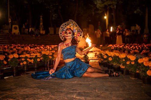 Kostnadsfri bild av blå klänning, blommor, catrina