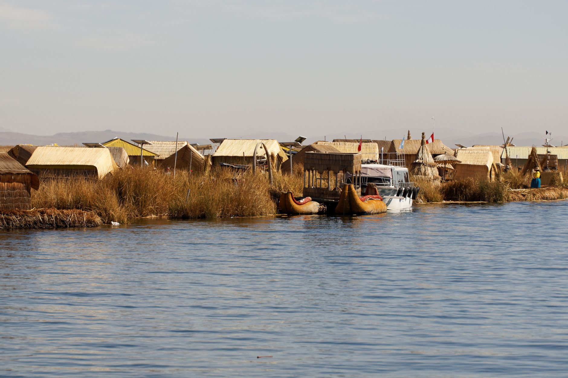 Menjelajahi Pulau Uros Titicaca: Pulau Terapung di Danau Tertinggi Dunia
