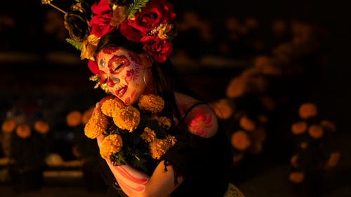 Ilmainen kuvapankkikuva tunnisteilla catrina, dia de muertos, kukat