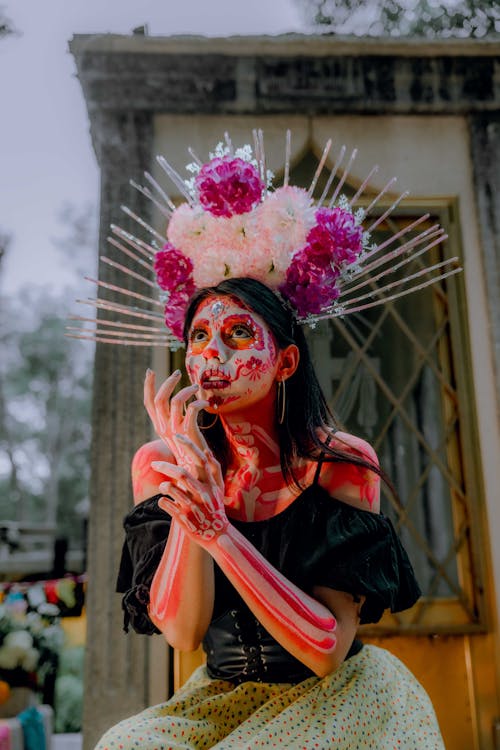 Darmowe zdjęcie z galerii z dia de los muertos, dzień śmierci, kobieta