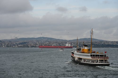 Kostnadsfri bild av båtar, bosphorus sundet, färjor