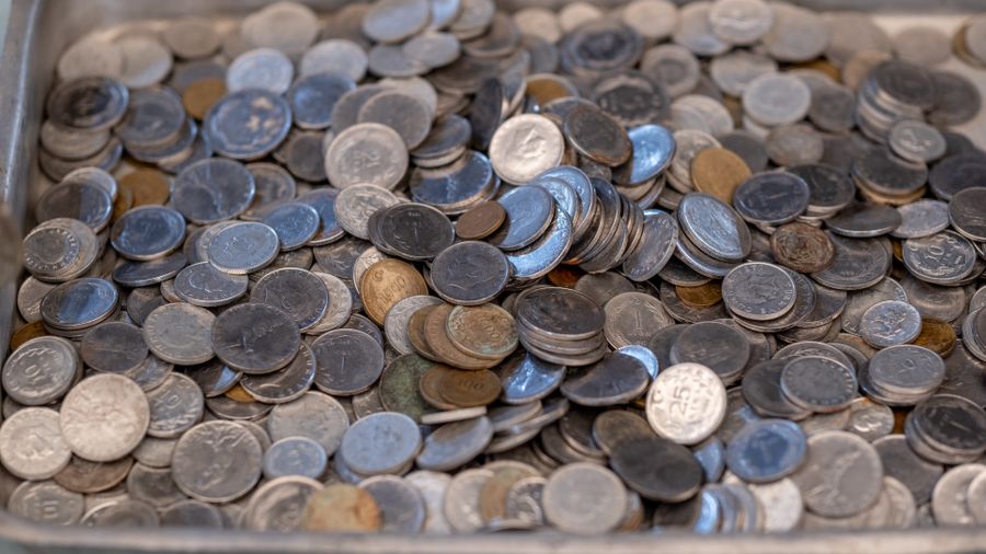 The Truth About Collecting Commemorative Coins
