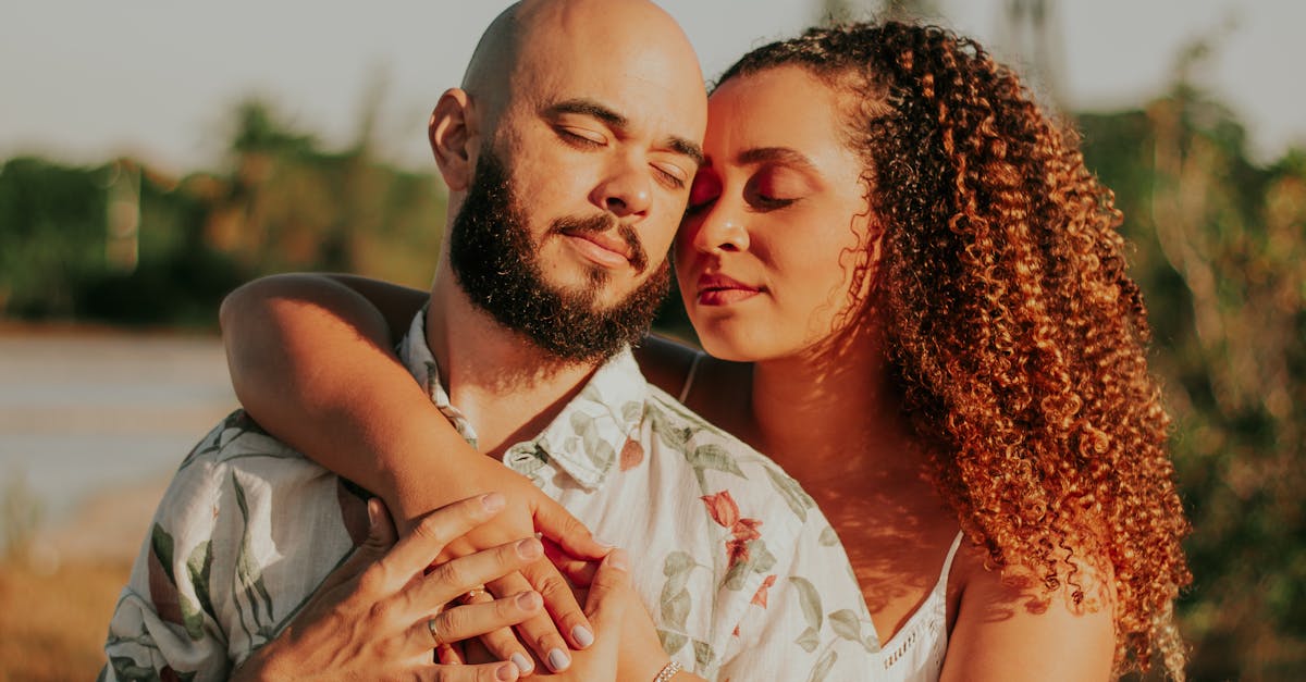 Sexo Pós-Parto: Como Resgatar a Intimidade do Casal e Lidar com a Falta de Libido couple intimacy postpartum - Sexo pós-parto