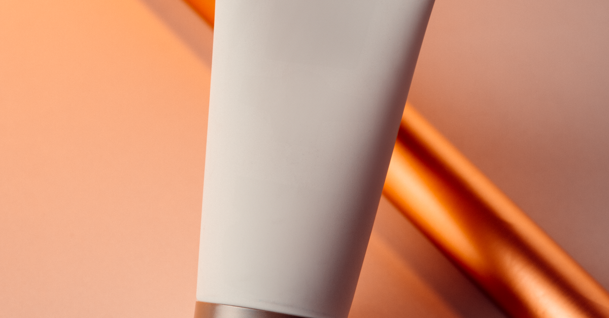 Product Sample Without Label Image A Tube of a Cosmetic Product without a Label · Free Stock Photo