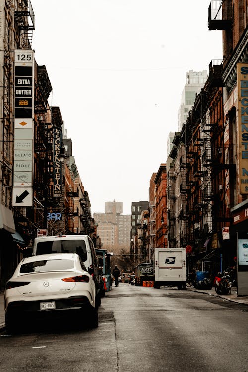 Cloudy street photo in New York City 
