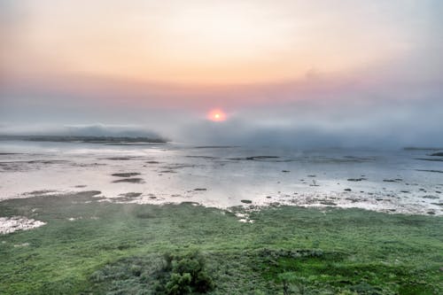 Foto d'estoc gratuïta de capvespre, foto des d'un dron, llac