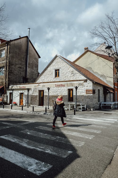 Imagine de stoc gratuită din femeie, fotografiere verticală, localitate