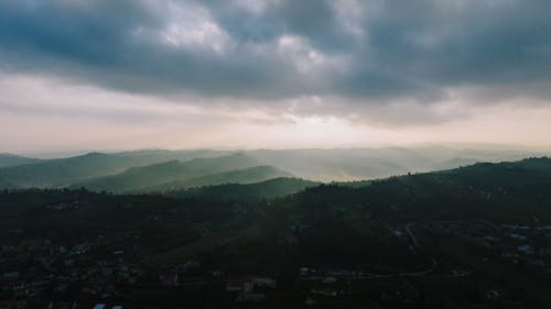 Immagine gratuita di cielo, colline, meteo