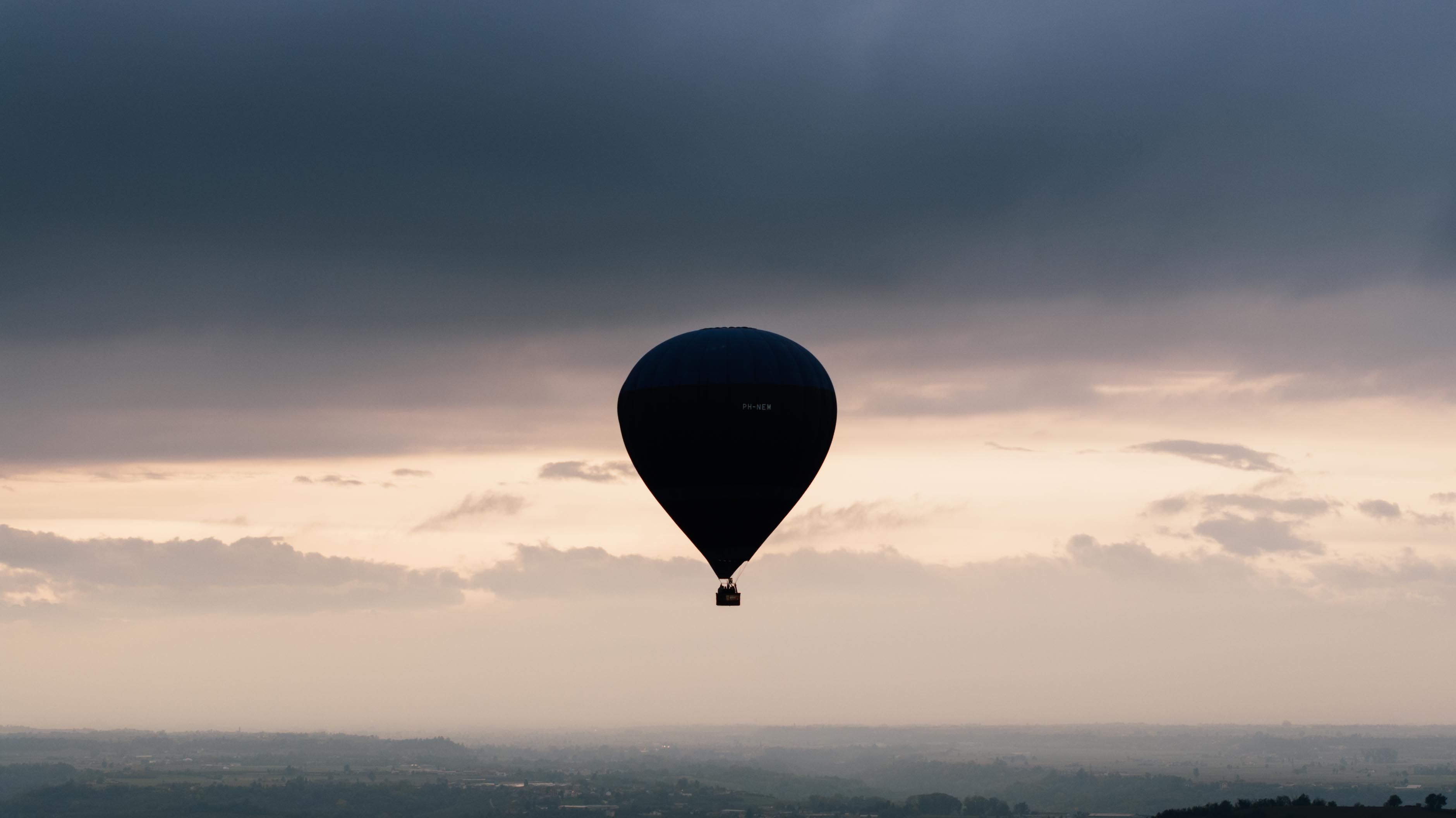 Jornalista Carlos Monforte morre aos 77 anos