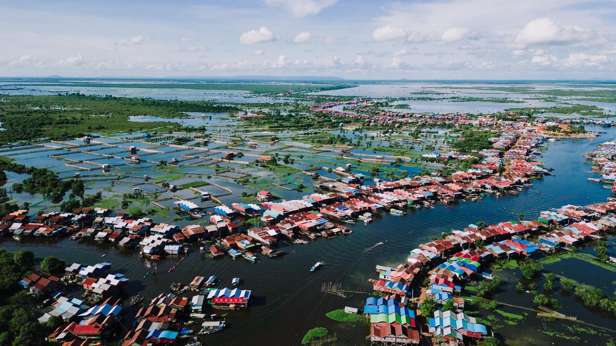 A lake in Cambodia at high water