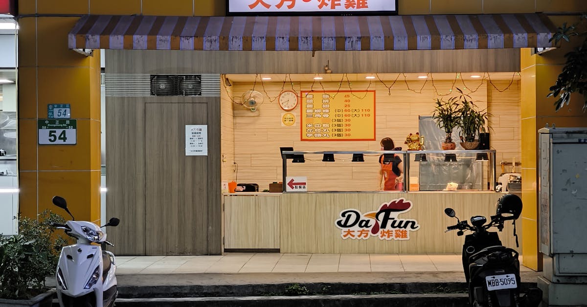 Street Food Restaurant on Sunset · Free Stock Photo