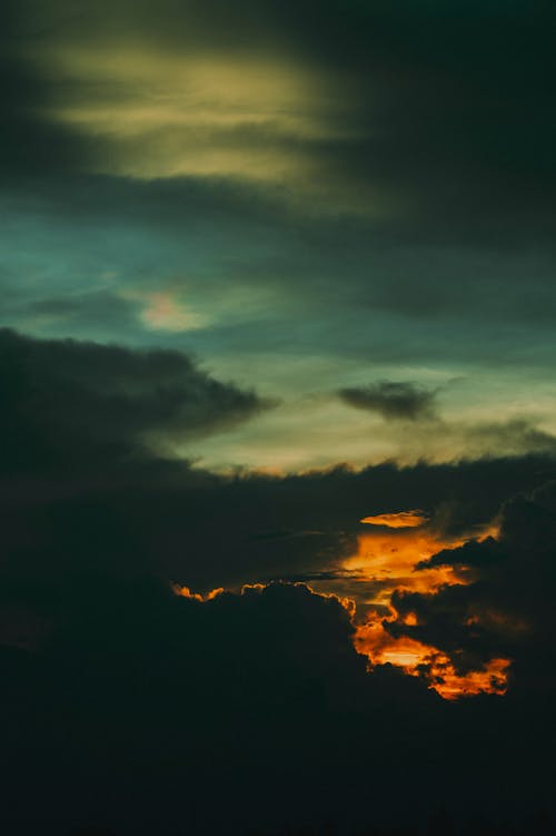 Kostenloses Stock Foto zu atmosphäre, himmel, hinterleuchtet