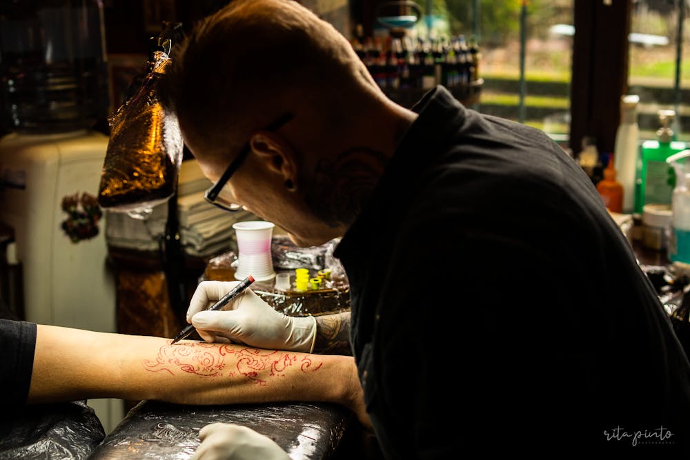 Tattoo studio worms