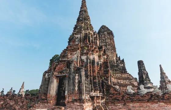 Thailand eSIM offer: Explore the historic ruins of Wat Chaiwatthanaram in Ayutthaya with ancient Buddhist architecture.