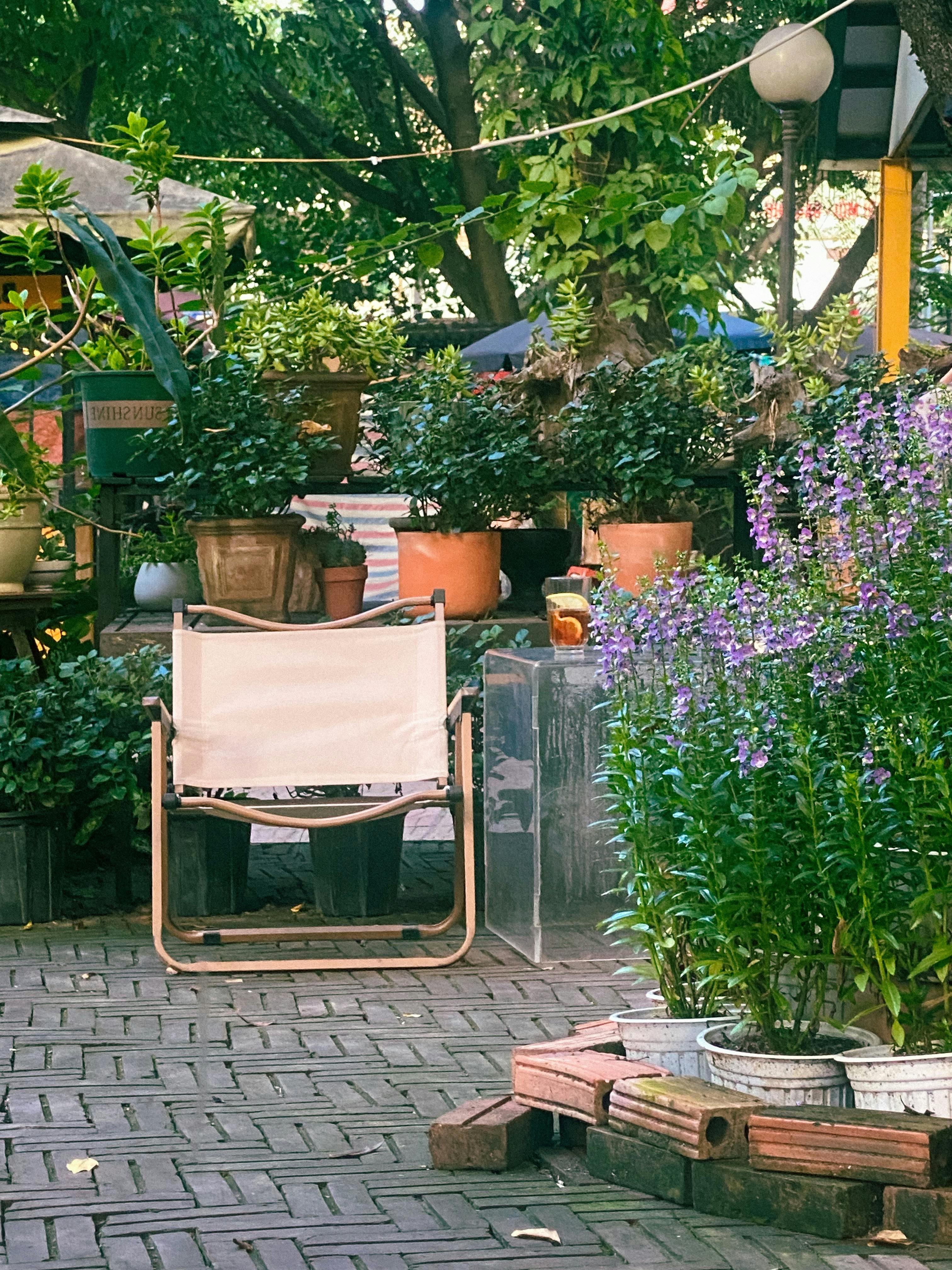 大濠公園の美しい池と浮見堂