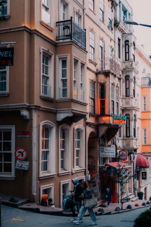 Free Charming street scene in Istanbul with historic buildings and bustling atmosphere. Stock Photo