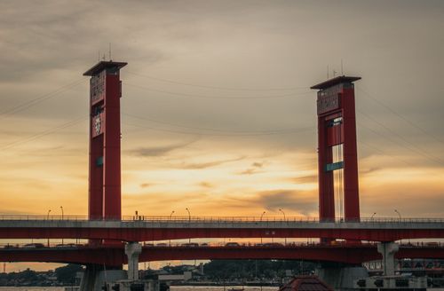 Free Ampera Bridge with the sunset in the background Stock Photo