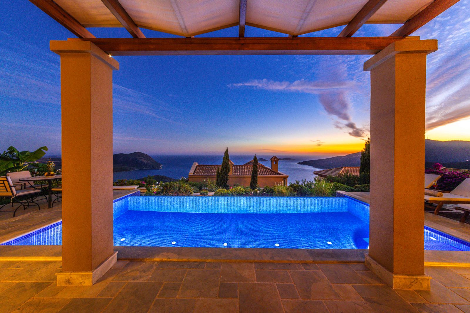địa chỉ Oceanfront Nha Trang