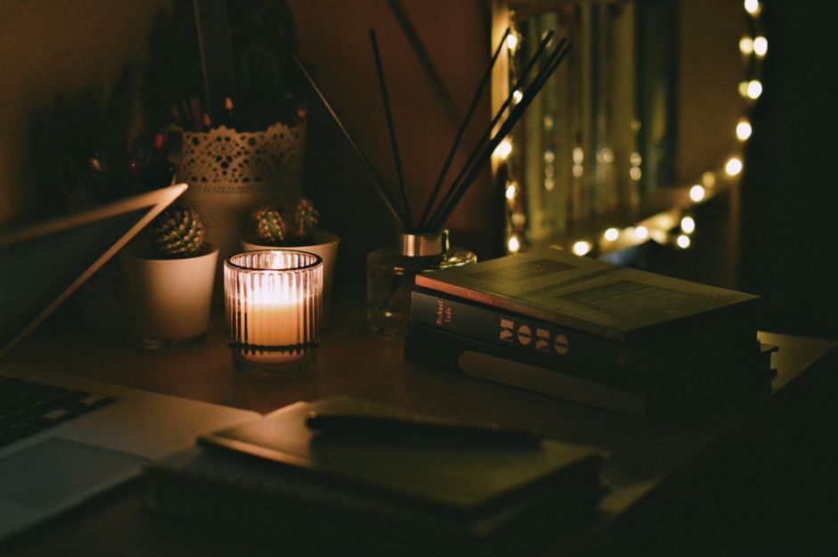 laptop and notebook cozy home lifestyle photo 1