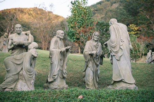 Sculptures in Yard of Royal Grand Hall of Buddhism