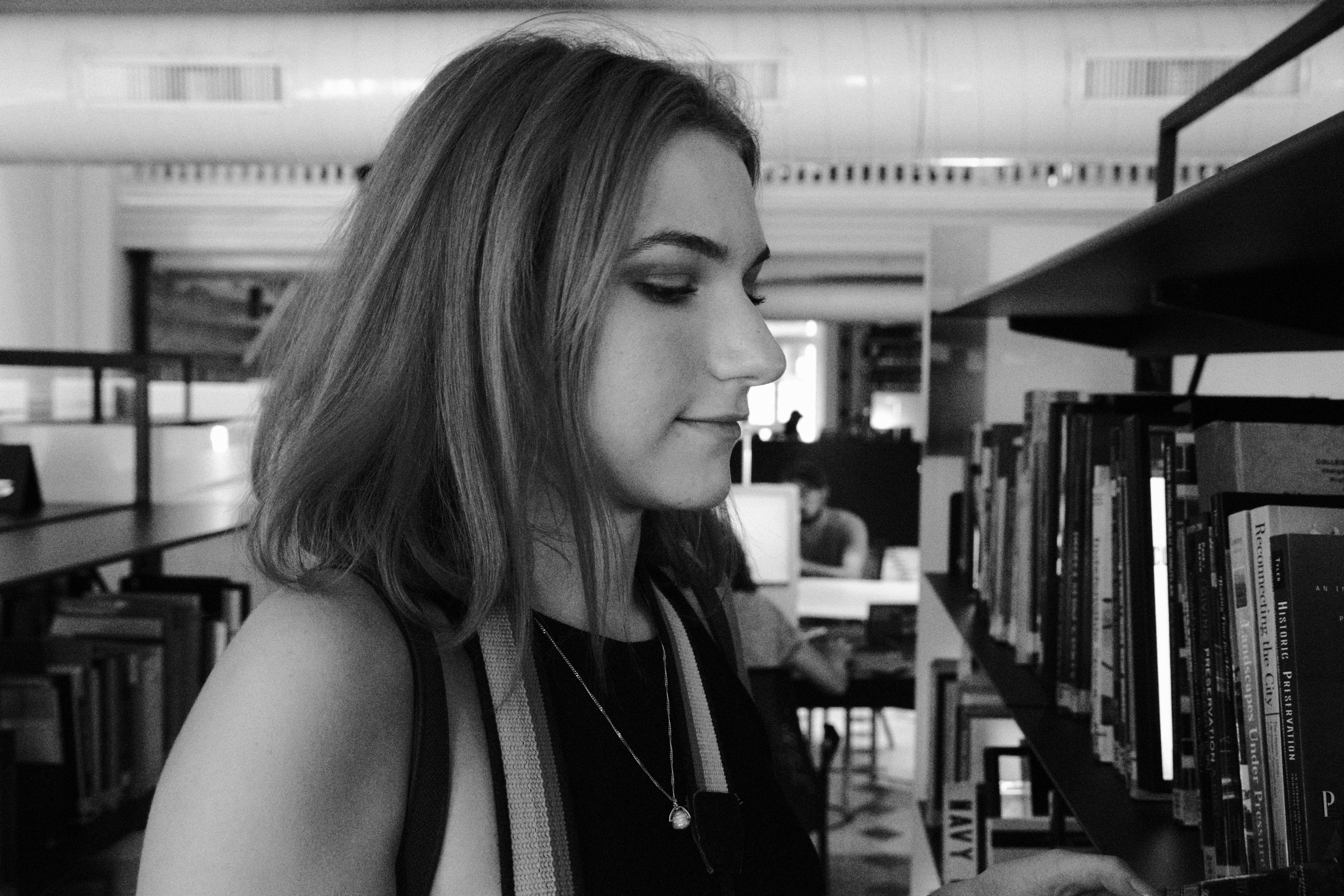 Maximizing Space: Designing a Home Library with Built-in Bookshelves